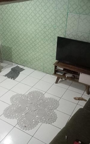 Casa à venda com 46m², 2 quartos e sem vaga Casa à venda com 46m², 2 quartos e sem vagaSala