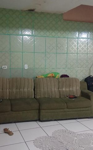 Casa à venda com 46m², 2 quartos e sem vaga Casa à venda com 46m², 2 quartos e sem vagaSala