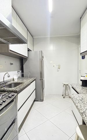 Apartamento à venda com 103m², 2 quartos e 2 vagas Apartamento à venda com 103m², 2 quartos e 2 vagasCozinha