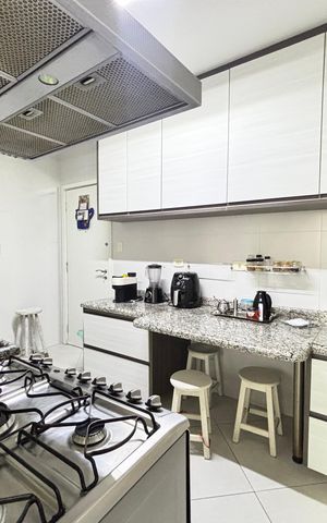 Apartamento à venda com 103m², 2 quartos e 2 vagas Apartamento à venda com 103m², 2 quartos e 2 vagasCozinha