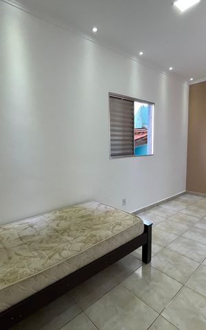 Casa à venda com 219m², 3 quartos e 4 vagas Casa à venda com 219m², 3 quartos e 4 vagasQuarto 2