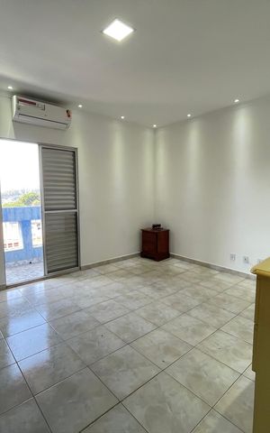 Casa à venda com 219m², 3 quartos e 4 vagas Casa à venda com 219m², 3 quartos e 4 vagasQuarto 1