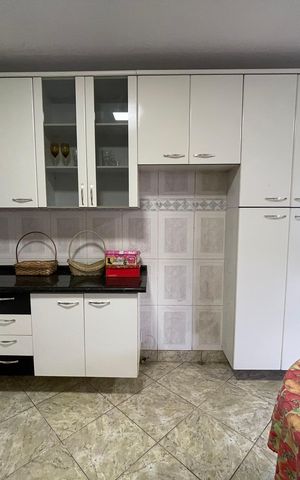 Casa à venda com 219m², 3 quartos e 4 vagas Casa à venda com 219m², 3 quartos e 4 vagasCozinha