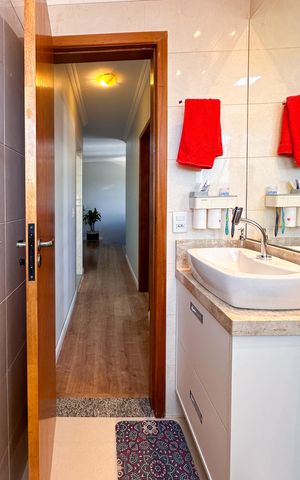 Apartamento à venda com 58m², 2 quartos e 1 vaga Apartamento à venda com 58m², 2 quartos e 1 vagaBanheiro Social