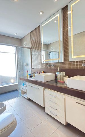 Casa à venda com 350m², 5 quartos e 4 vagas