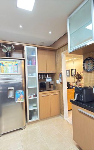 Casa à venda com 350m², 5 quartos e 4 vagas