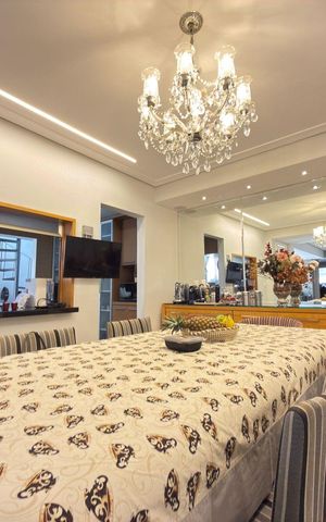Casa à venda com 350m², 5 quartos e 4 vagas
