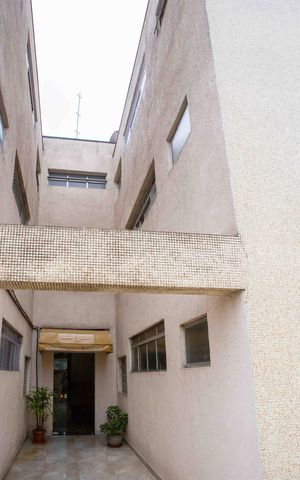 Apartamento à venda com 90m², 2 quartos e 1 vagaFachada do bloco
