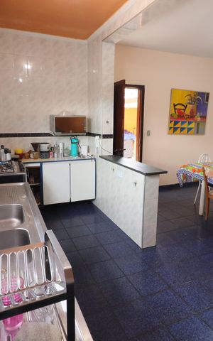 Casa à venda com 450m², 3 quartos e 6 vagasCozinha