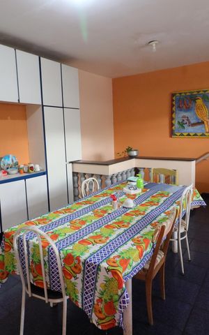 Casa à venda com 450m², 3 quartos e 6 vagasCozinha