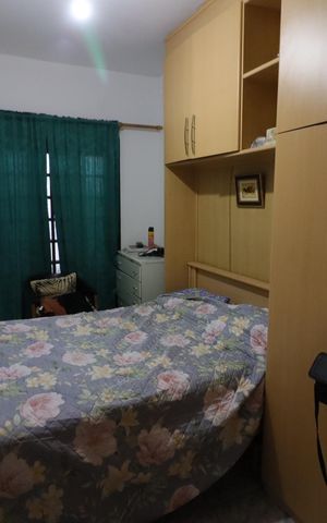 Casa à venda com 450m², 3 quartos e 6 vagasQuarto