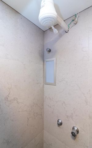 Apartamento à venda com 64m², 2 quartos e 1 vagaBanheiro 2