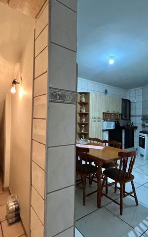 Casa à venda com 230m², 2 quartos e 3 vagas Casa à venda com 230m², 2 quartos e 3 vagasCozinha