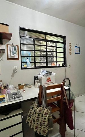 Casa à venda com 230m², 2 quartos e 3 vagas Casa à venda com 230m², 2 quartos e 3 vagasEscritório