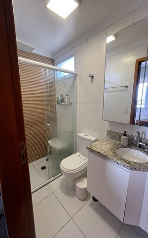 Apartamento à venda com 60m², 2 quartos e 2 vagas Apartamento à venda com 60m², 2 quartos e 2 vagasBanheiro