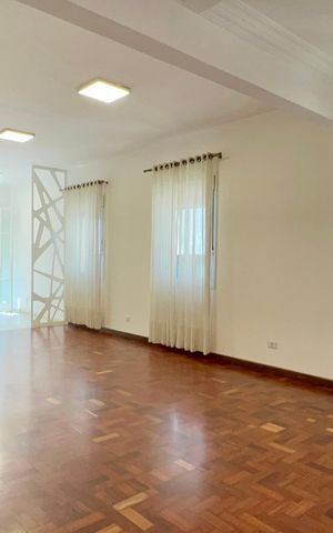 Apartamento para alugar com 120m², 2 quartos e 1 vaga Apartamento para alugar com 120m², 2 quartos e 1 vagaEntrada