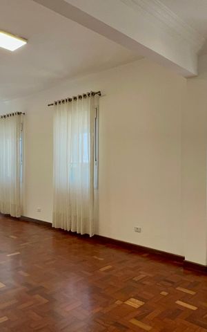 Apartamento para alugar com 120m², 2 quartos e 1 vaga Apartamento para alugar com 120m², 2 quartos e 1 vagaSala