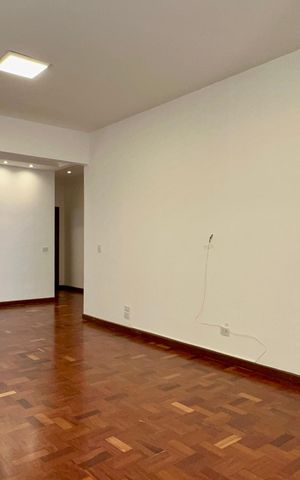 Apartamento para alugar com 120m², 2 quartos e 1 vaga Apartamento para alugar com 120m², 2 quartos e 1 vagaSala