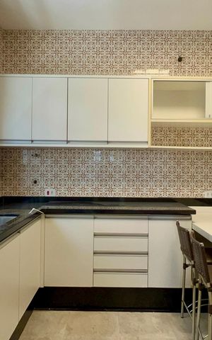 Apartamento para alugar com 120m², 2 quartos e 1 vaga Apartamento para alugar com 120m², 2 quartos e 1 vagaCozinha
