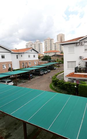 Casa de condomínio à venda com 146m², 3 quartos e 2 vagasQuarto 1 - Vista