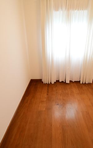Casa de condomínio à venda com 146m², 3 quartos e 2 vagasQuarto 1
