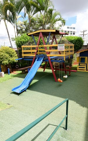 Casa de condomínio à venda com 146m², 3 quartos e 2 vagasÁrea comum - Playground