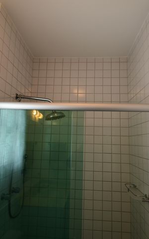 Casa de condomínio à venda com 146m², 3 quartos e 2 vagasBanheiro Social