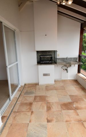 Casa de condomínio à venda com 146m², 3 quartos e 2 vagasSacada