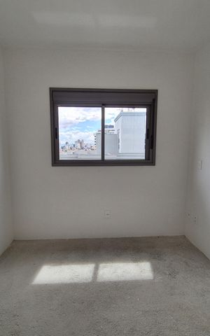 Apartamento à venda com 189m², 3 quartos e 3 vagas Apartamento à venda com 189m², 3 quartos e 3 vagasQuarto