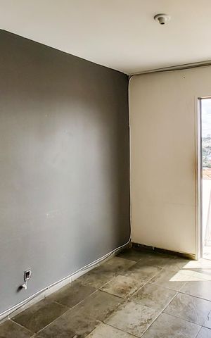 Apartamento à venda com 77m², 3 quartos e 1 vagaSala