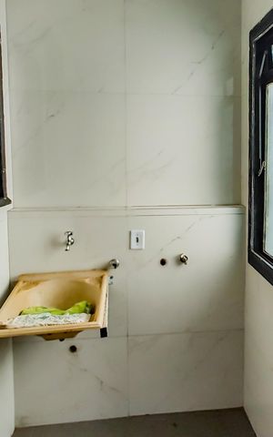 Apartamento à venda com 77m², 3 quartos e 1 vagaÁrea de serviço