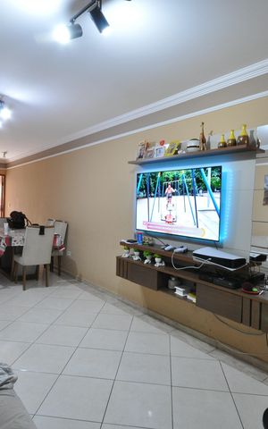 Casa à venda com 120m², 3 quartos e 2 vagasSala