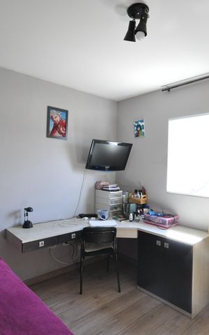 Casa à venda com 120m², 3 quartos e 2 vagasQuarto 3