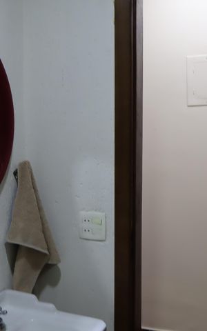 Casa à venda com 205m², 4 quartos e 2 vagasBanheiro 2
