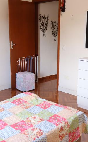 Casa à venda com 205m², 4 quartos e 2 vagasQuarto 1