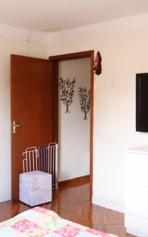 Casa à venda com 205m², 4 quartos e 2 vagasQuarto 1