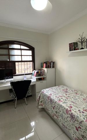Casa de condomínio à venda com 196m², 4 quartos e 2 vagasQuarto 3