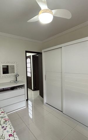 Casa de condomínio à venda com 196m², 4 quartos e 2 vagasQuarto 3