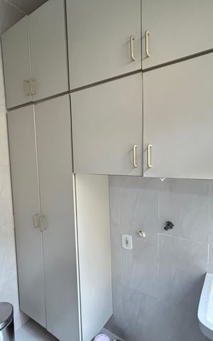 Casa de condomínio à venda com 196m², 4 quartos e 2 vagasÁrea de Serviço 1