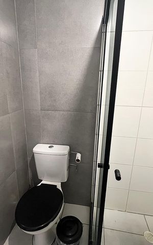 Apartamento à venda com 40m², 2 quartos e 1 vaga Apartamento à venda com 40m², 2 quartos e 1 vagaBanheiro