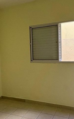 Casa à venda com 170m², 4 quartos e 2 vagasQuarto 2- casa 1 