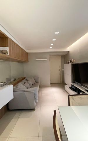 Apartamento à venda com 77m², 2 quartos e 2 vagasSala