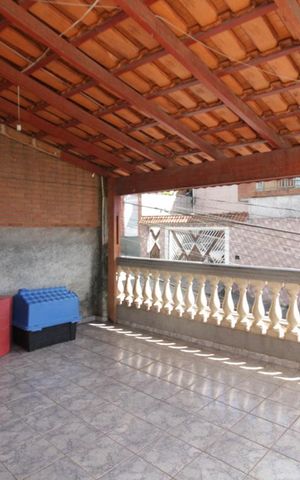 Casa para alugar com 150m², 2 quartos e 2 vagas Casa para alugar com 150m², 2 quartos e 2 vagasSacada