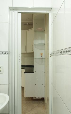 Casa para alugar com 150m², 2 quartos e 2 vagas Casa para alugar com 150m², 2 quartos e 2 vagasBanheiro 2