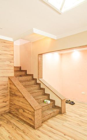 Casa para alugar com 150m², 2 quartos e 2 vagas Casa para alugar com 150m², 2 quartos e 2 vagasSala