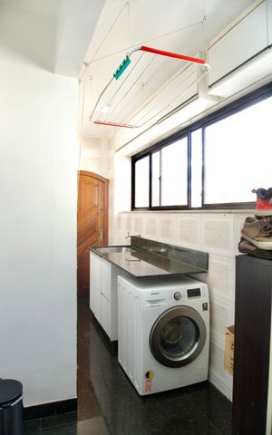 Apartamento à venda com 164m², 4 quartos e 2 vagasÁrea de Serviço