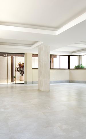 Apartamento à venda com 164m², 4 quartos e 2 vagasÁrea comum - Salão de festas