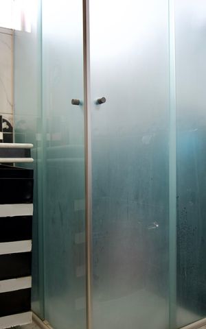 Apartamento à venda com 164m², 4 quartos e 2 vagasBanheiro da Suíte 1 