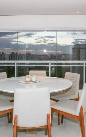 Apartamento à venda com 80m², 2 quartos e 2 vagas Apartamento à venda com 80m², 2 quartos e 2 vagasSala e Varanda Gourmet