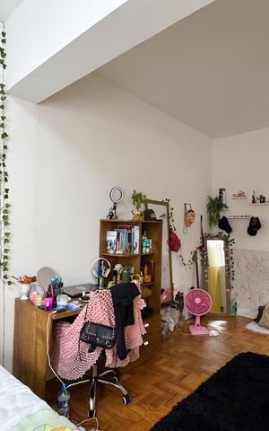 Casa à venda com 76m², 2 quartos e 2 vagas Casa à venda com 76m², 2 quartos e 2 vagasQuarto